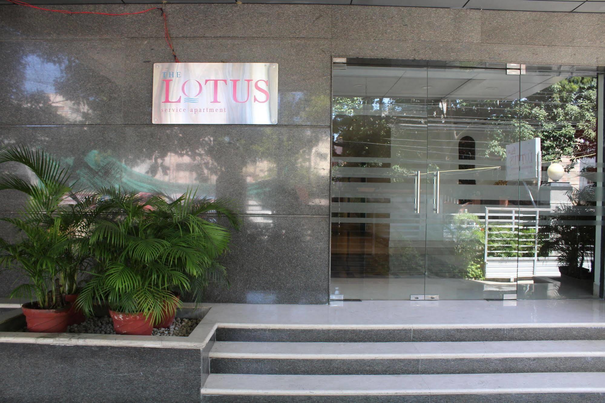 The Lotus Apartment Hotel, Burkit Road Csennai Kültér fotó